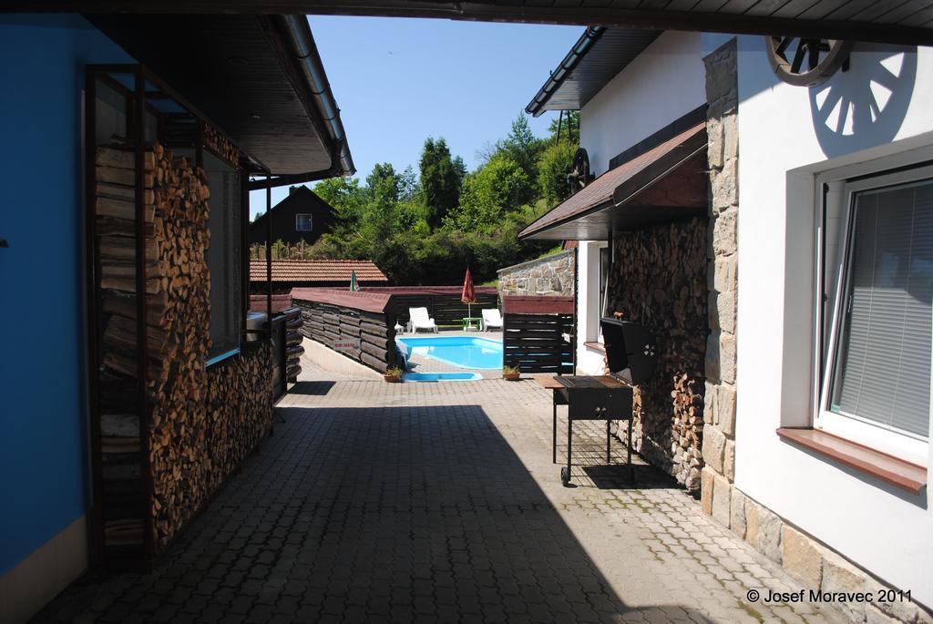 Trnava Pension Karolina מראה חיצוני תמונה
