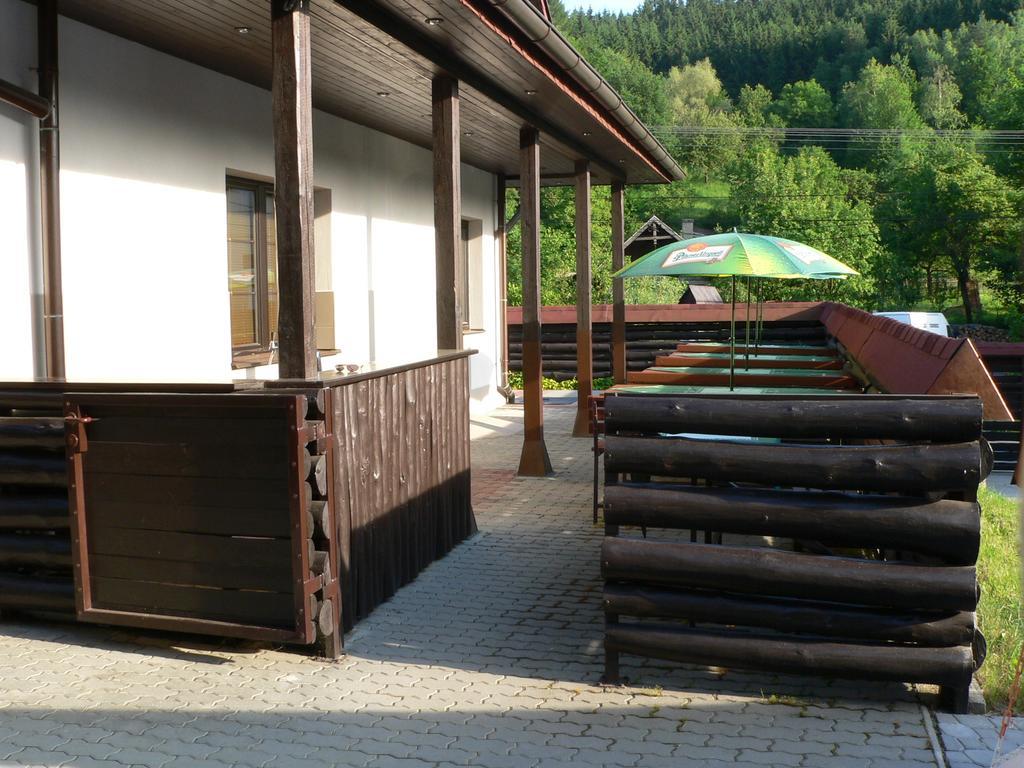 Trnava Pension Karolina מראה חיצוני תמונה